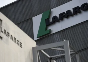 د داعشي خوارجو د تمویل له امله پر یوه فرانسوي شرکت سلګونو کسانو عریضه کړې