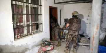 ترکیه کې ۳۶ کسان داعشیانو سره د تړاو په جرم نیول شوي