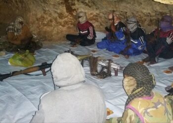 صومالیا کې له خپلې ډلې د داعشیانو بېزاري او تېښته زیاته شوې