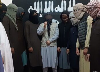 د داعشيانو یوه لوړپوړي پلاوي بلوچستان کې د خراساني خوارجو رهبرۍ سره لیدلي!