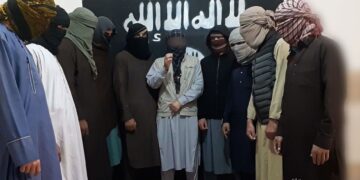 د داعشيانو یوه لوړپوړي پلاوي بلوچستان کې د خراساني خوارجو رهبرۍ سره لیدلي!